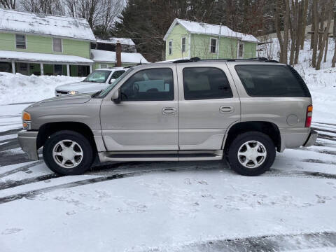 2003 GMC Yukon Denali