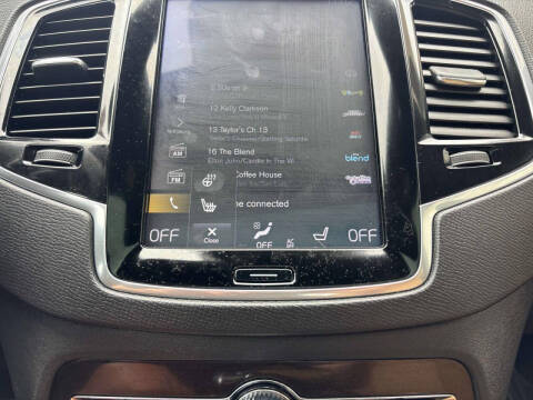 2018 Volvo XC90 T6 Momentum