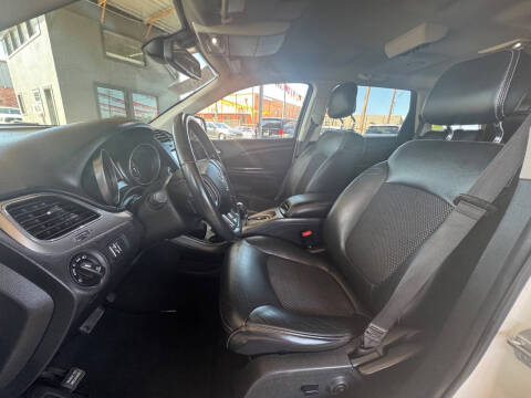 2018 Dodge Journey Crossroad