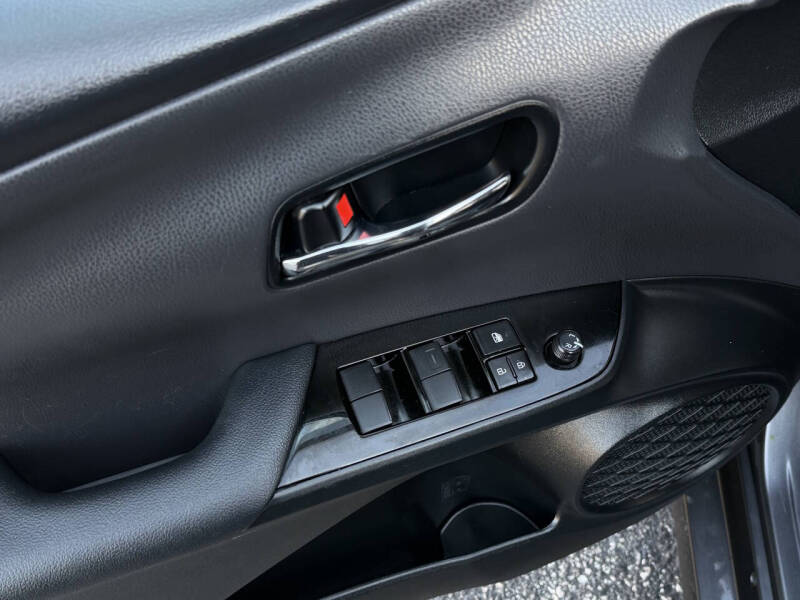 2021 Toyota Prius XLE