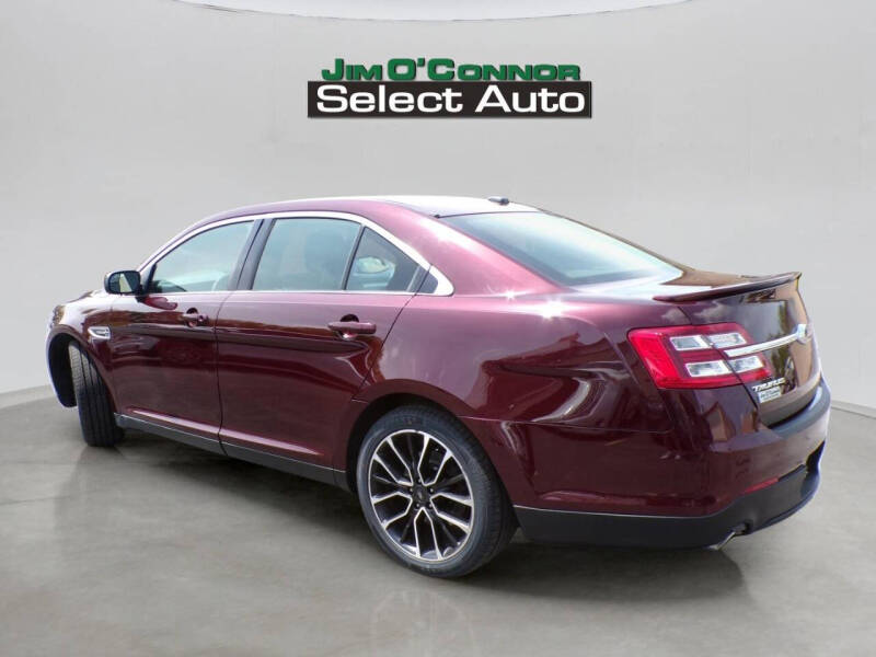 2018 Ford Taurus SEL