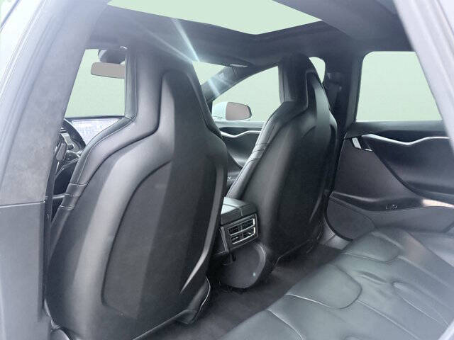 2016 Tesla Model S 75D