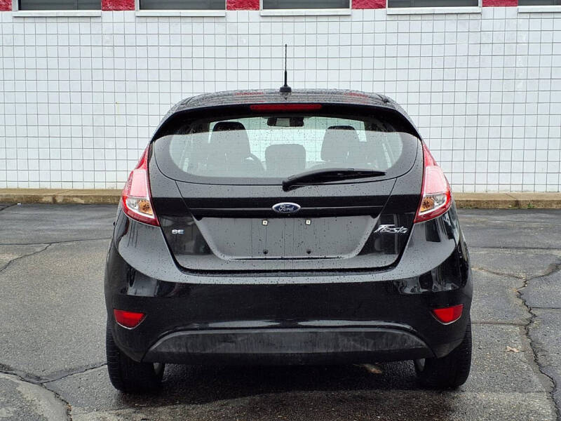 2014 Ford Fiesta SE