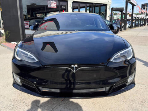 2018 Tesla Model S 75D