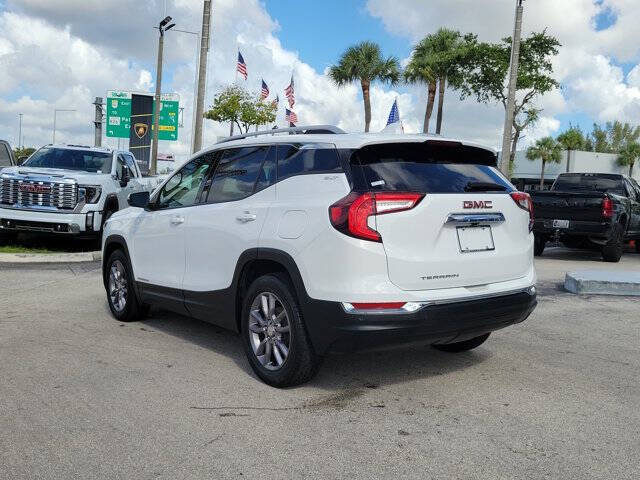 2023 GMC Terrain SLT