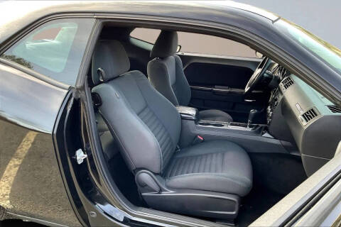 2012 Dodge Challenger SXT