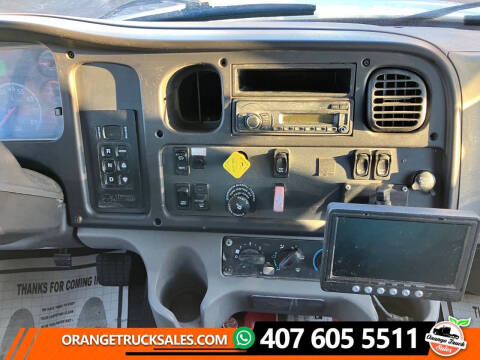 2016 Freightliner M2 106