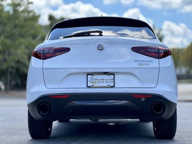 2022 Alfa Romeo Stelvio Sprint