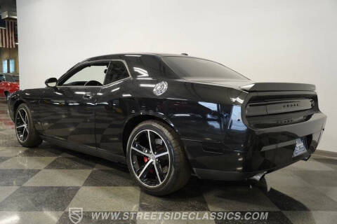 2010 Dodge Challenger SRT8