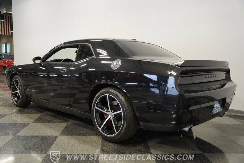 2010 Dodge Challenger SRT8