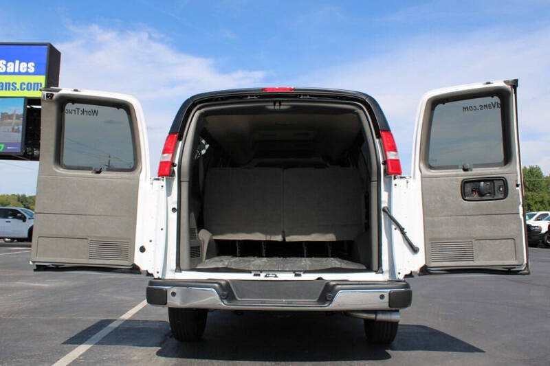 2024 Chevrolet Express LT 3500