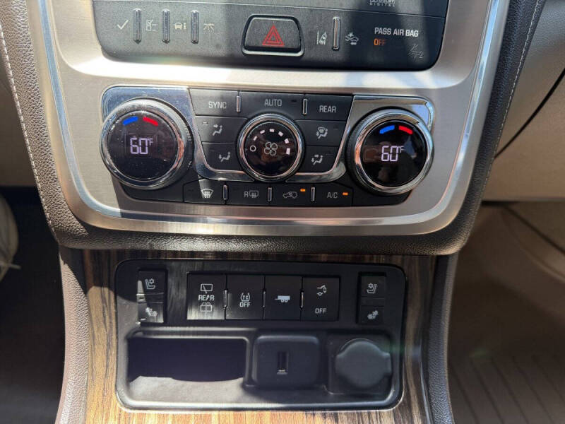 2015 GMC Acadia Denali
