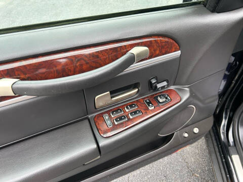 2008 Lincoln Town Car Executive