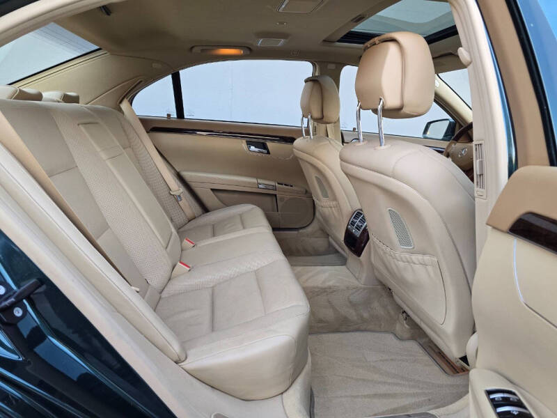 2010 Mercedes-Benz S-Class S 550 4MATIC