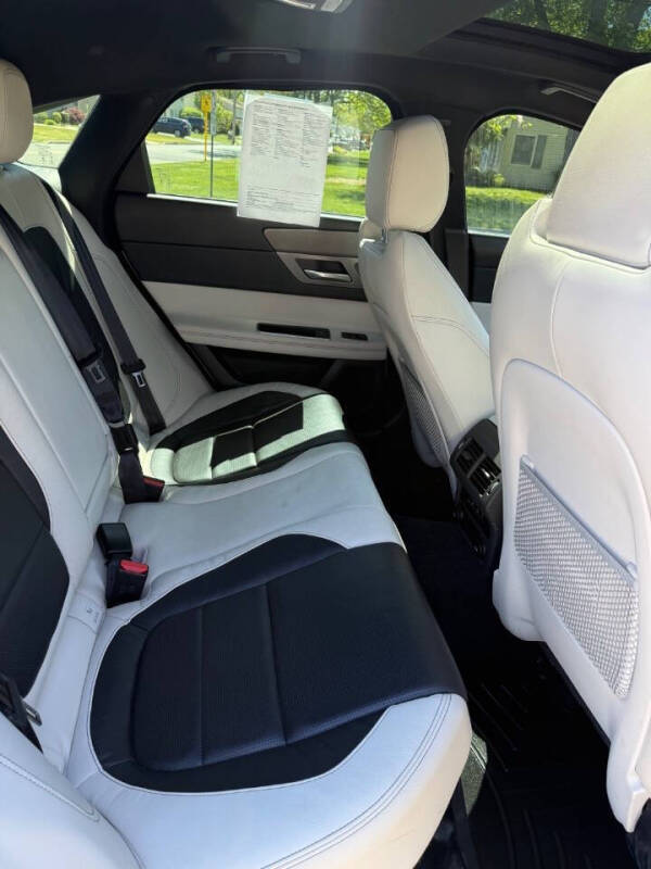 2018 Jaguar XF S