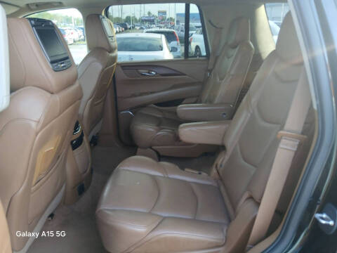 2016 Cadillac Escalade Platinum