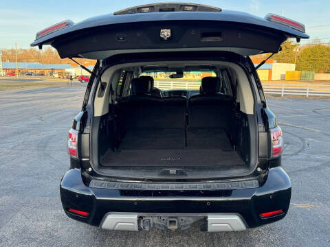 2017 Nissan Armada SL