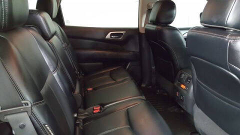 2018 Nissan Pathfinder SL