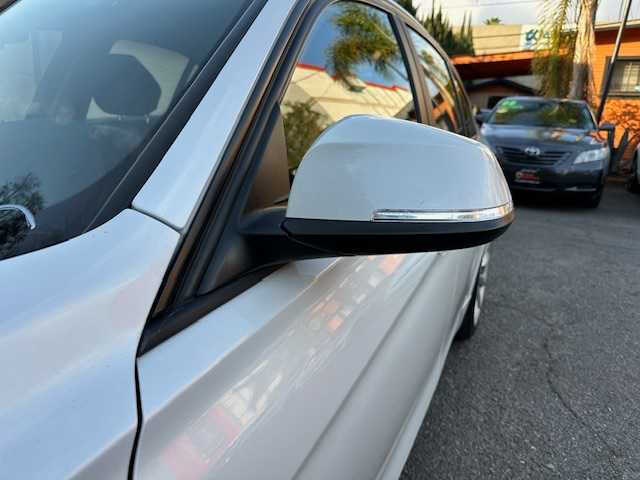 2018 BMW 3 Series 320i xDrive