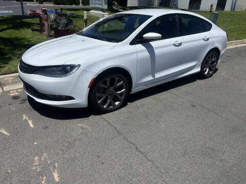 2015 Chrysler 200 S