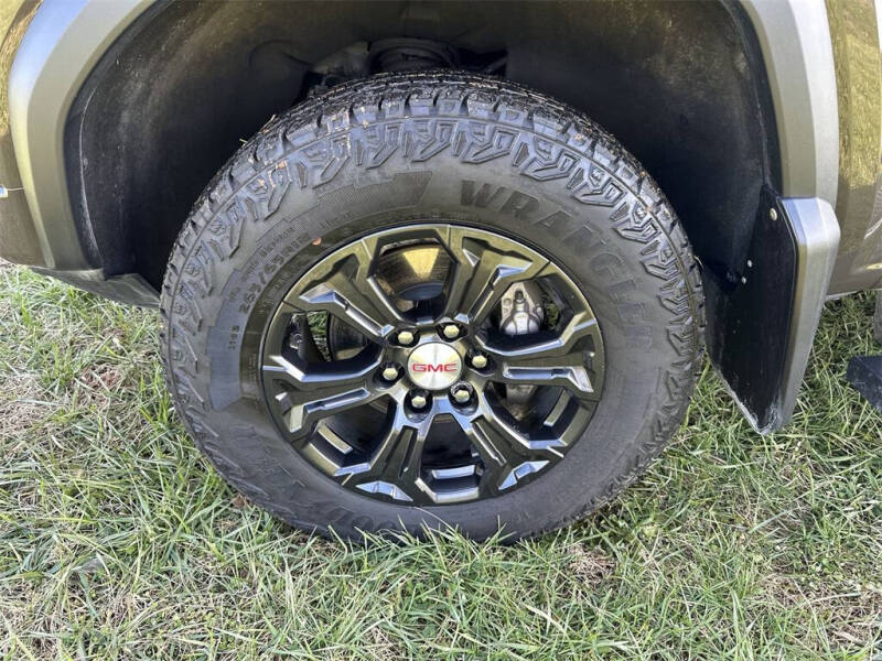 2024 GMC Canyon Elevation