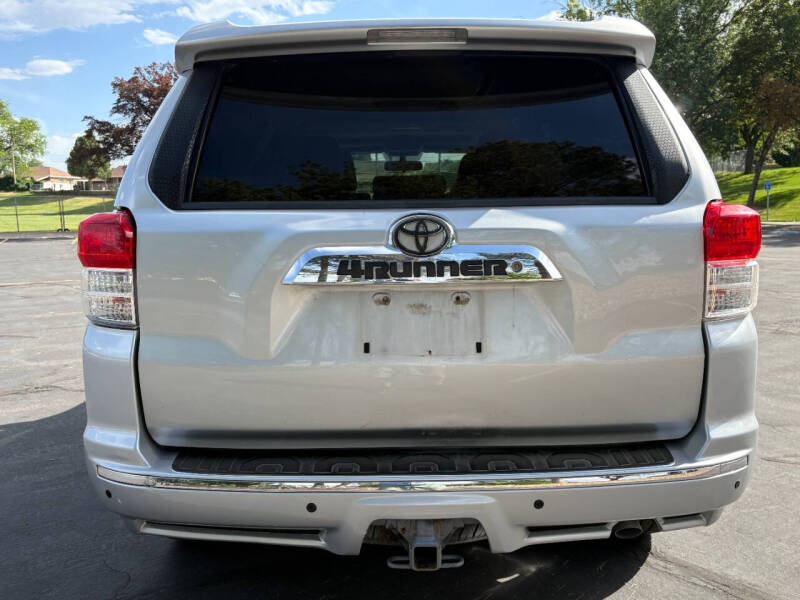 2013 Toyota 4Runner SR5