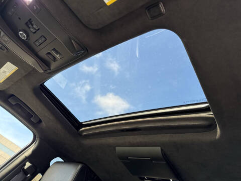 2016 Cadillac Escalade ESV Platinum