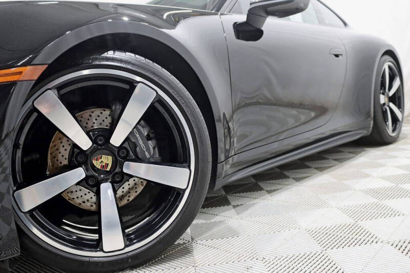2023 Porsche 911 Carrera T
