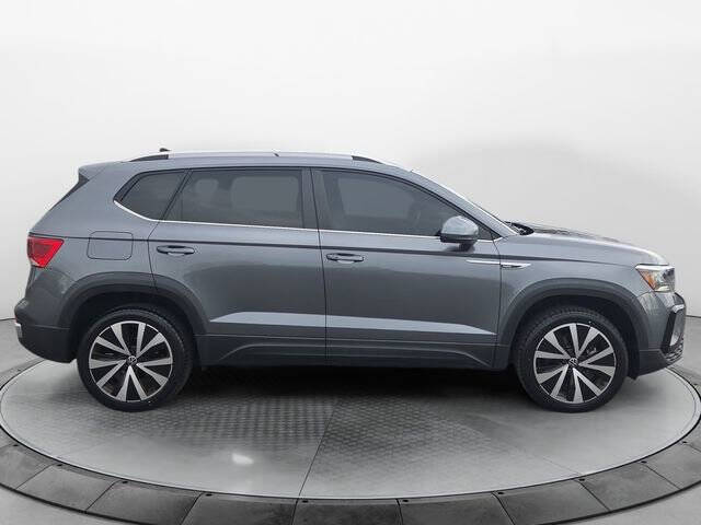 2022 Volkswagen Taos SE
