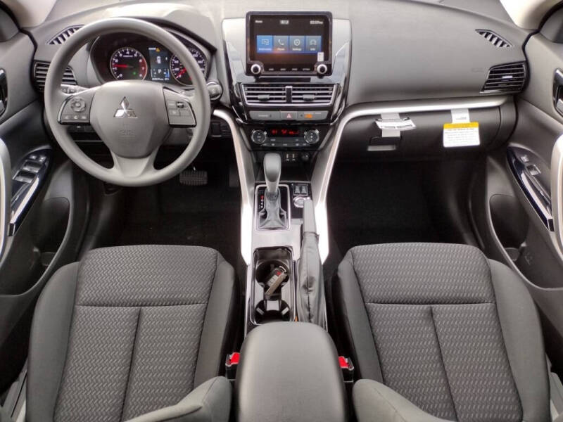 2026 Mitsubishi Eclipse Cross LE