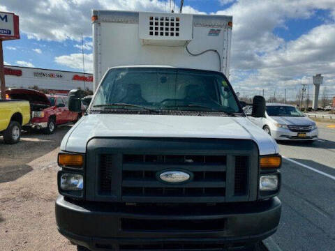 2014 Ford E-Series E-450 SD