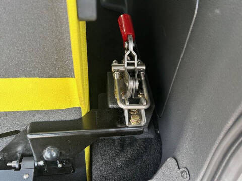 2025 Toyota Sienna LE 8-Passenger