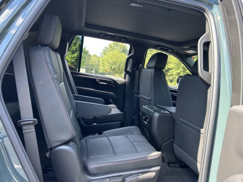 2025 Chevrolet Tahoe RST