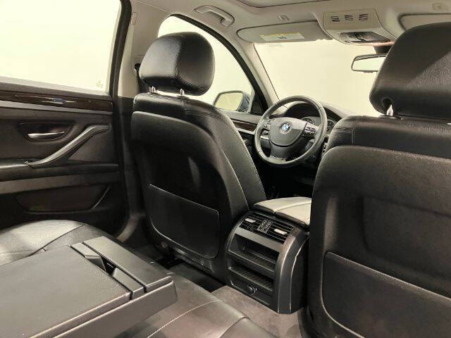 2014 BMW 5 Series 528i