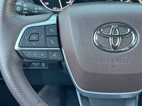 2024 Toyota Sienna Platinum 7-Passenger