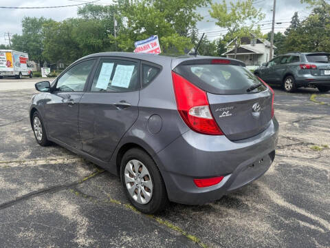 2016 Hyundai Accent SE