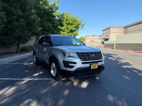 2016 Ford Explorer
