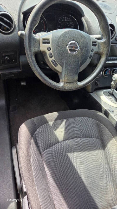 2012 Nissan Rogue S
