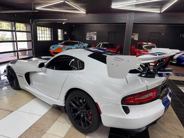 2016 Dodge Viper GTC