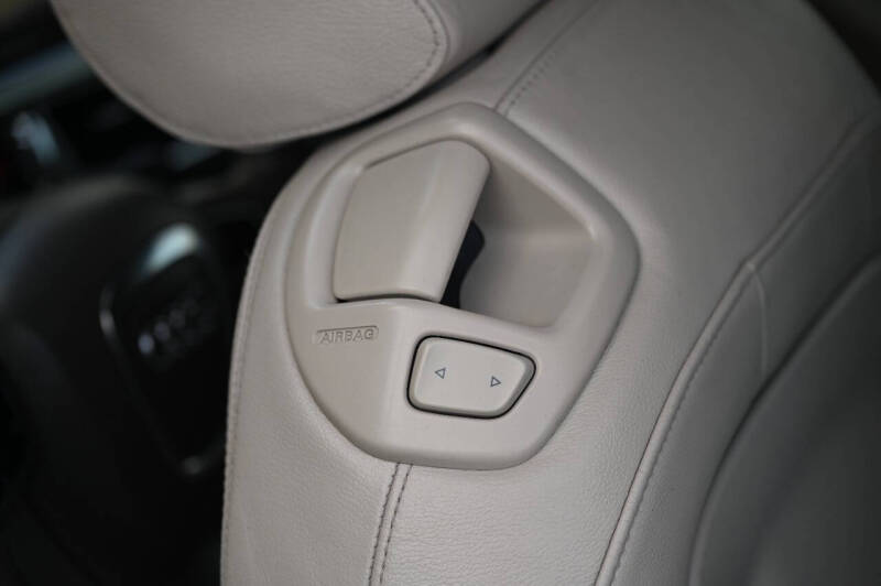 2011 Audi A5 2.0T quattro Prestige