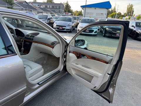 2003 Mercedes-Benz E-Class E 320