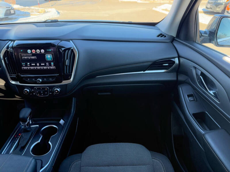 2018 Chevrolet Traverse LT Cloth