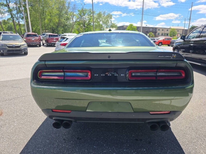 2022 Dodge Challenger