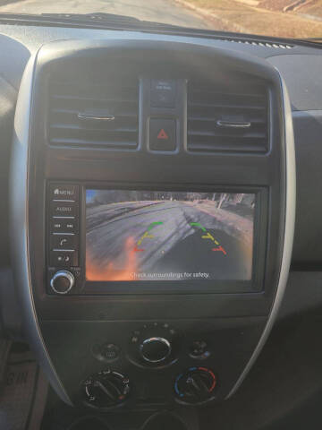 2019 Nissan Versa S Plus