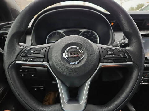 2020 Nissan Kicks S