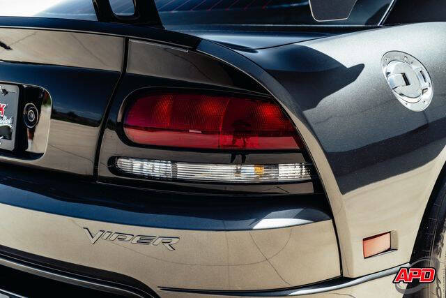 2010 Dodge Viper SRT-10