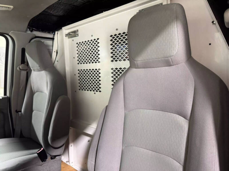 2012 Ford E-Series E-350 SD