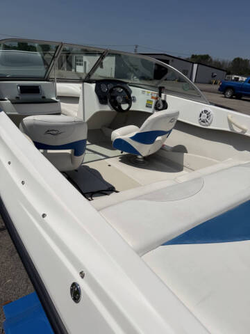 2012 Rinker 186BR