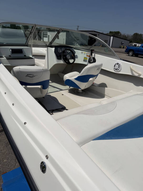 2012 Rinker 186BR