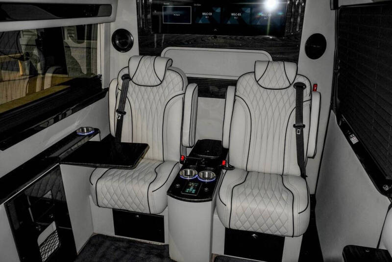 2024 Mercedes-Benz Sprinter 3500XD